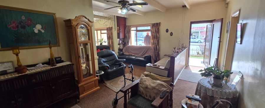 5 Bedroom Property for Sale in Riviersonderend Western Cape